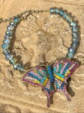 Heidi Daus "Modern Monarch"
Beaded Crystal Butterfly Necklace